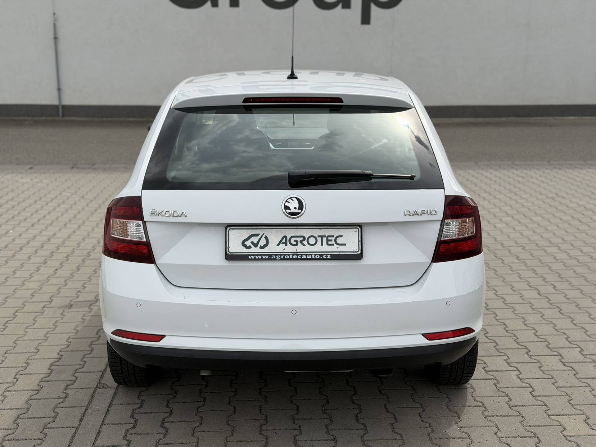 product-gallery-image