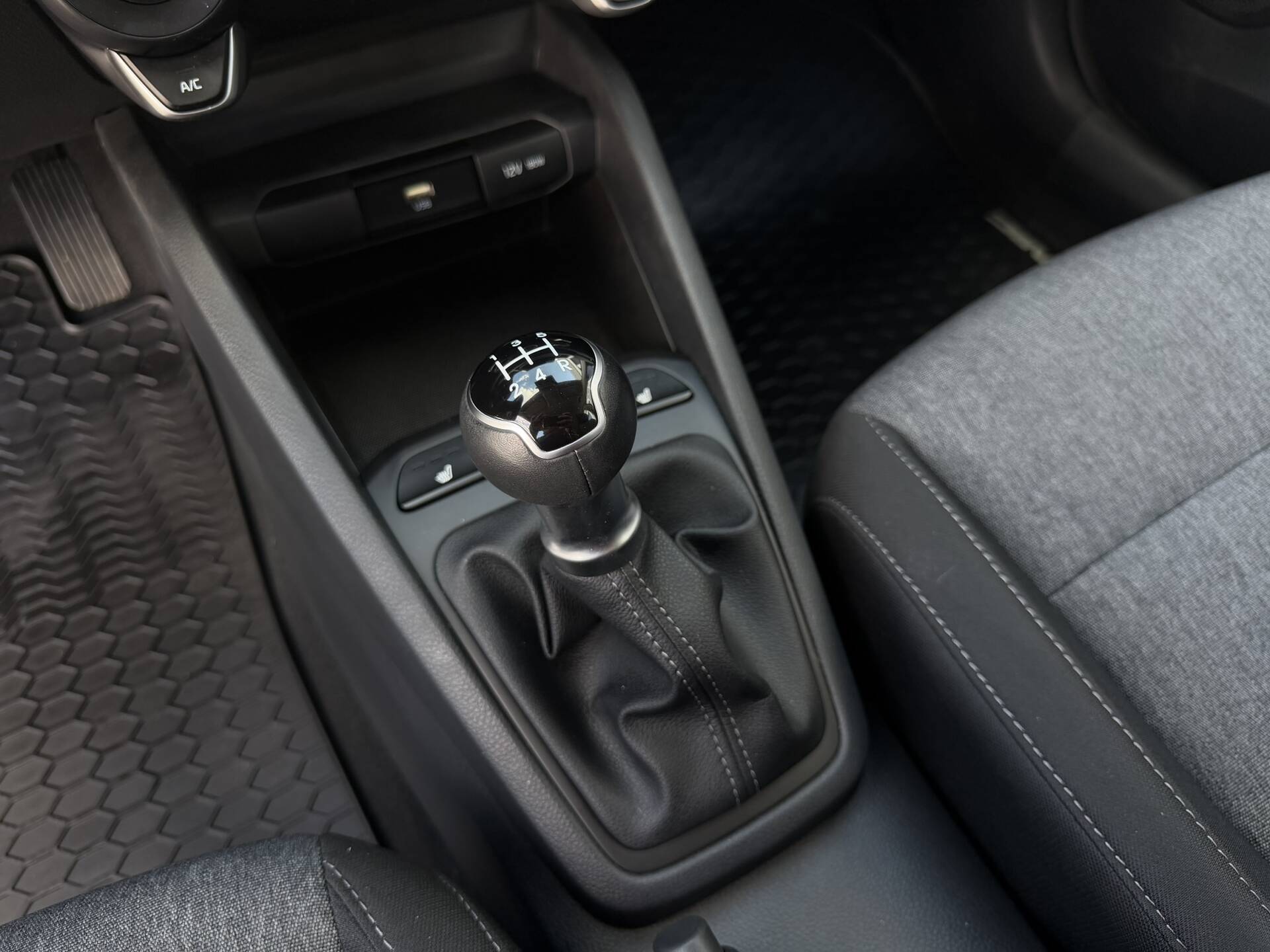product-gallery-image