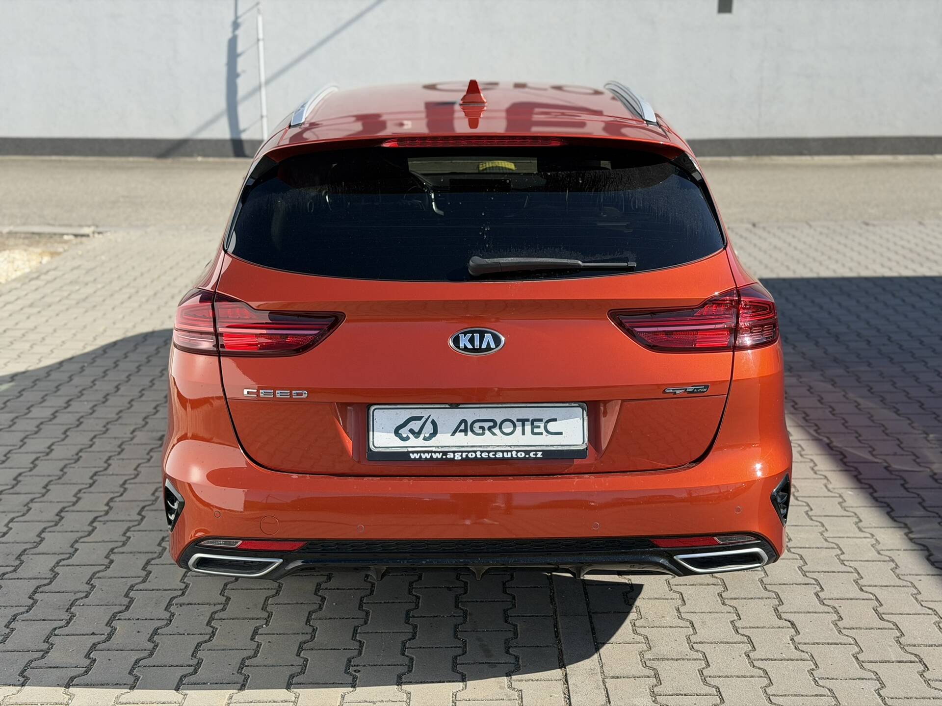 product-gallery-image