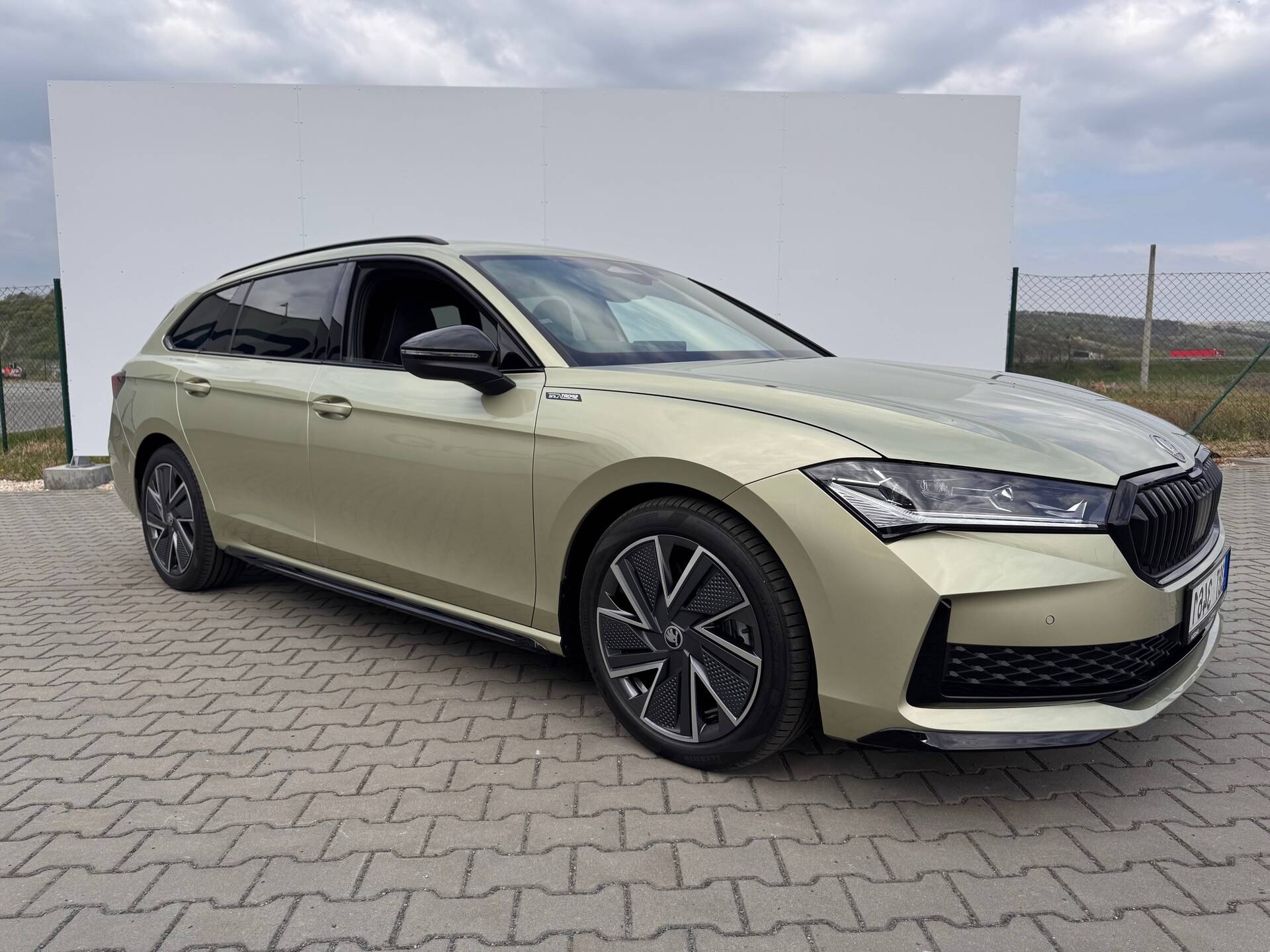 Skoda Superb Combi 2.0 TDI 142 kW SportLine