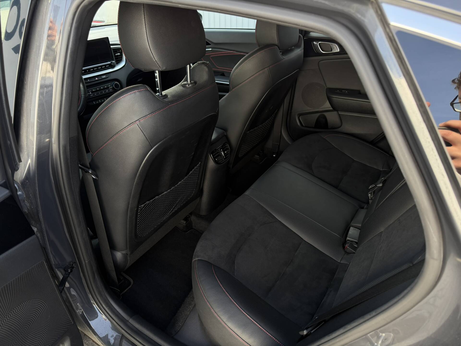 product-gallery-image