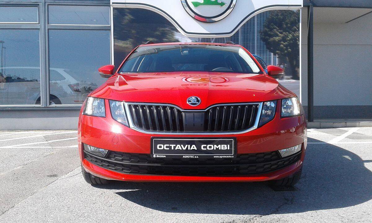 Škoda Octavia Combi 1.6 TDI 85 kW Tour