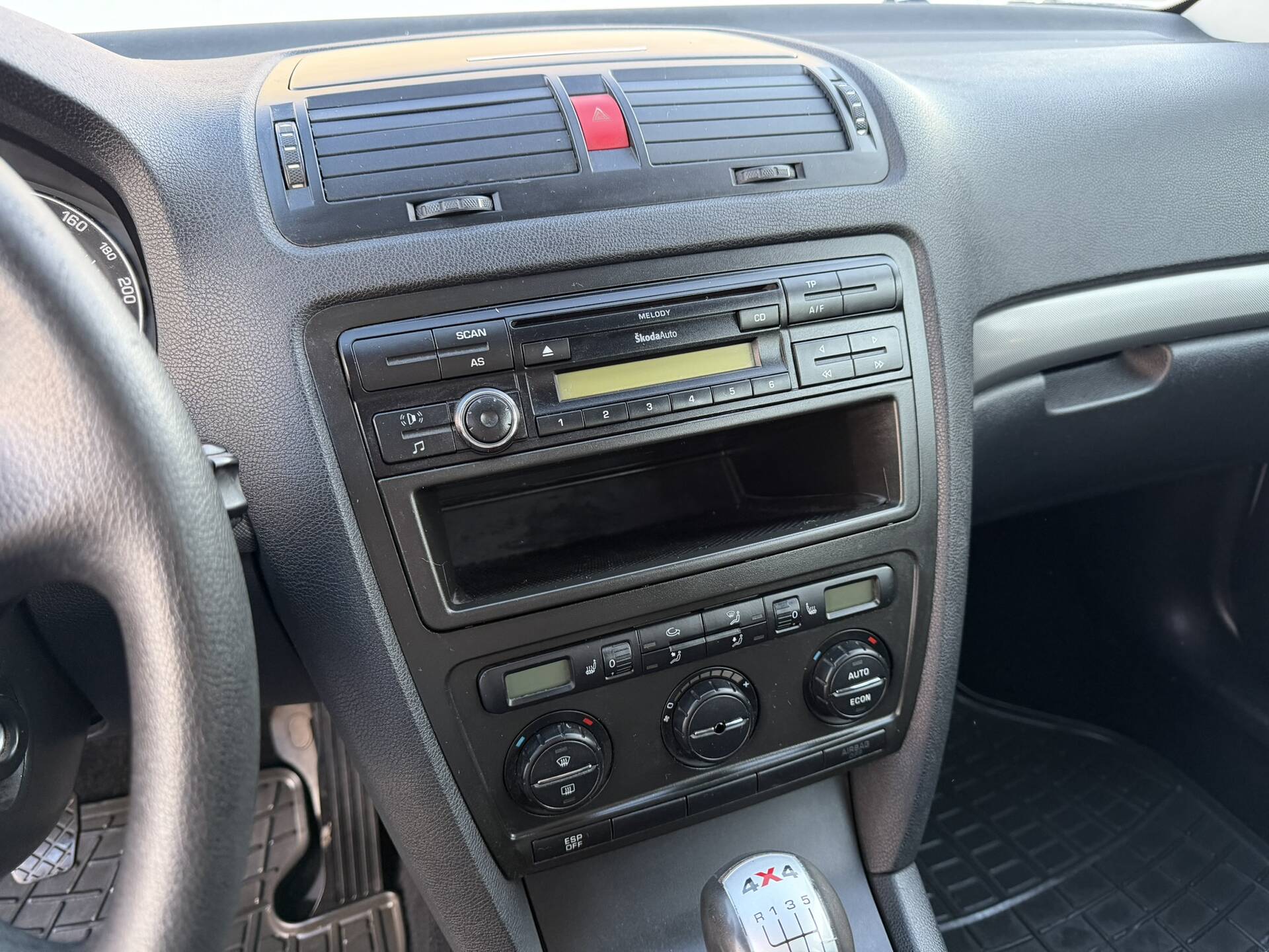 product-gallery-image