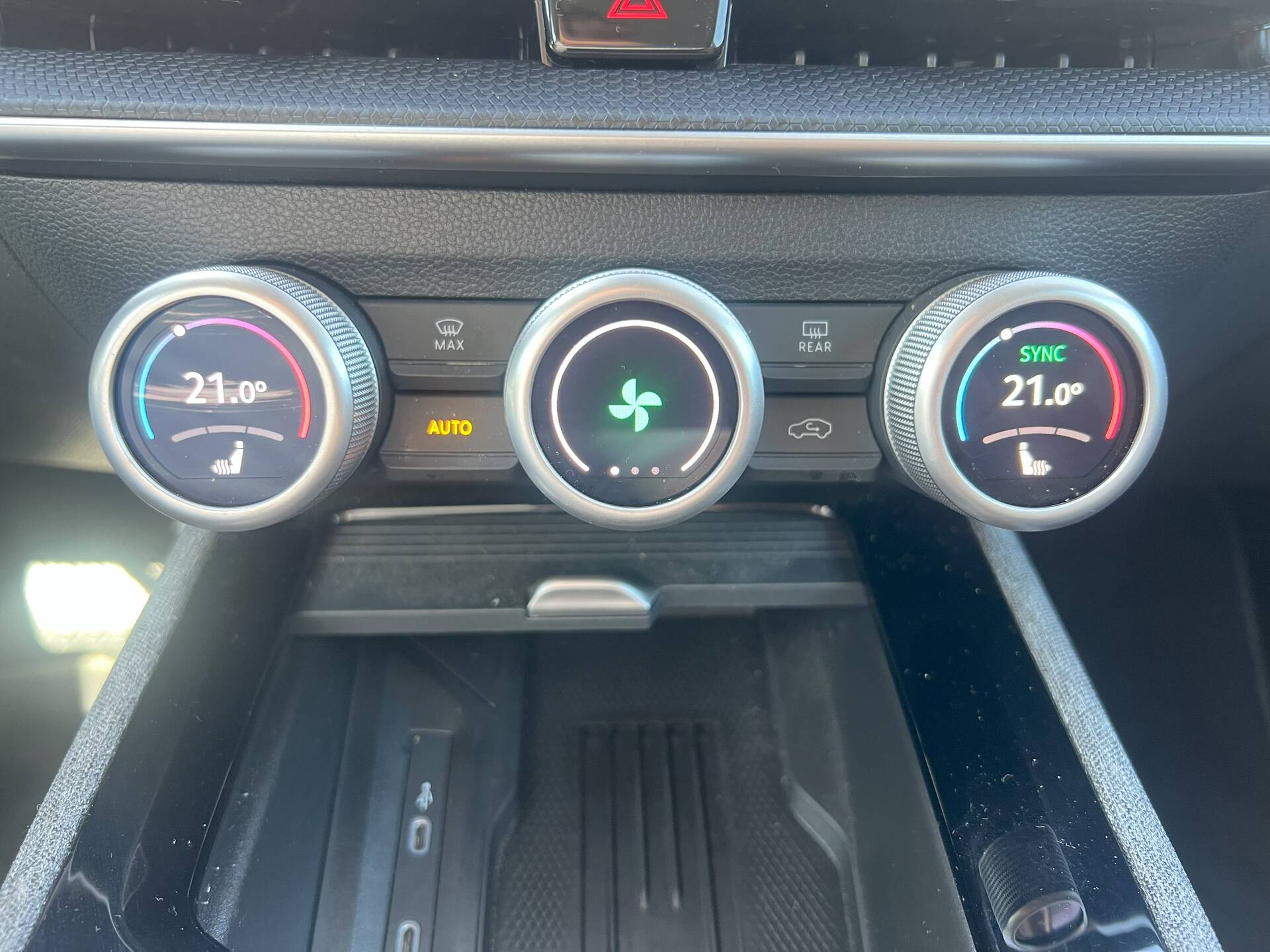 product-gallery-image