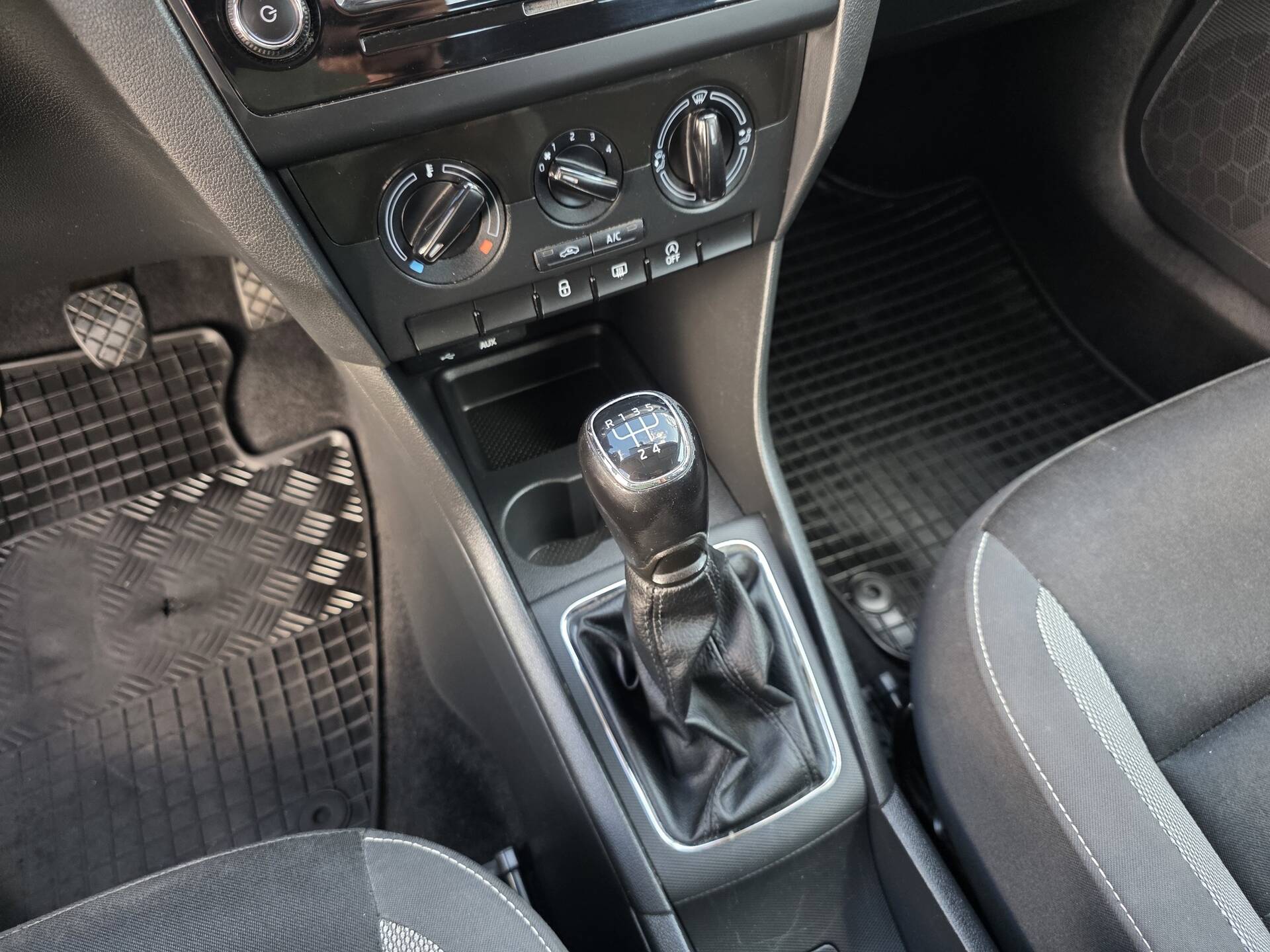 product-gallery-image