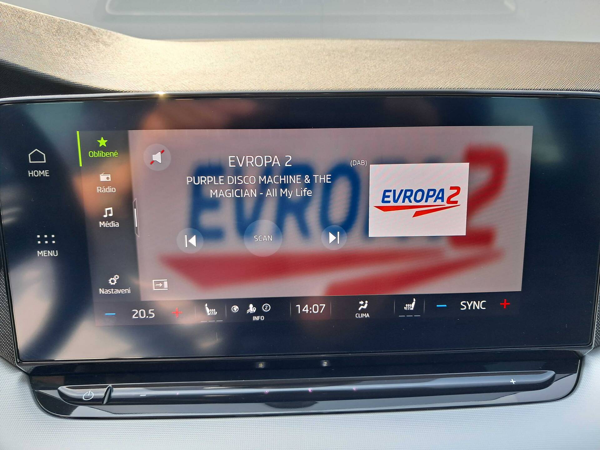 product-gallery-image