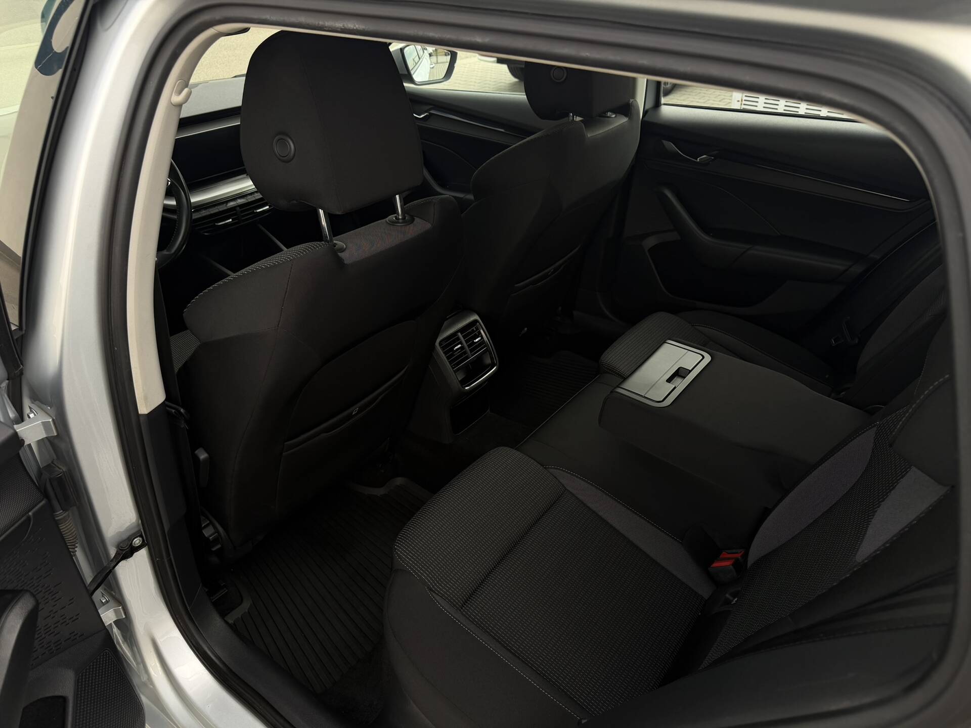product-gallery-image