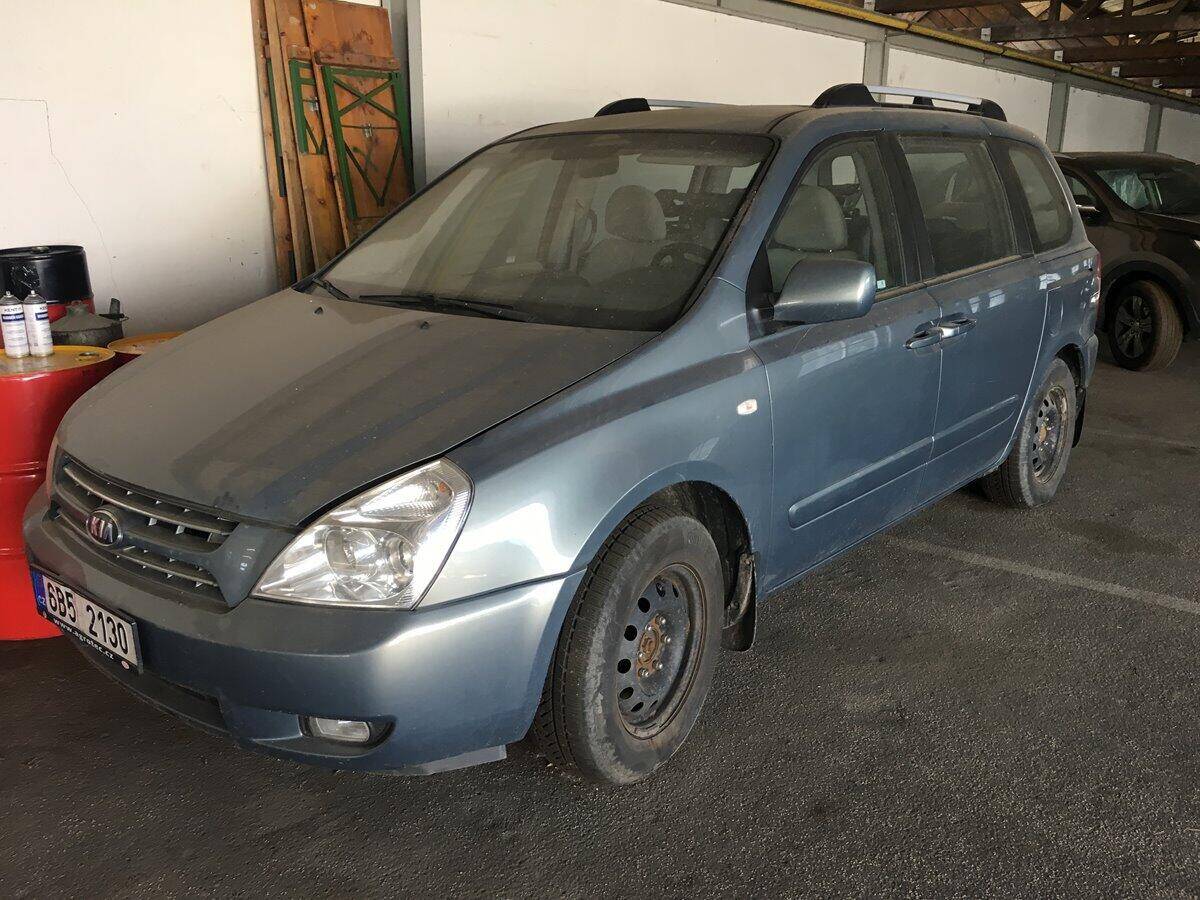 Kia Carnival
