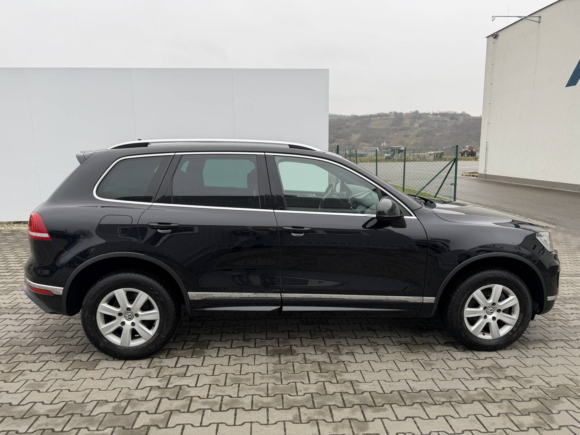 product-gallery-image