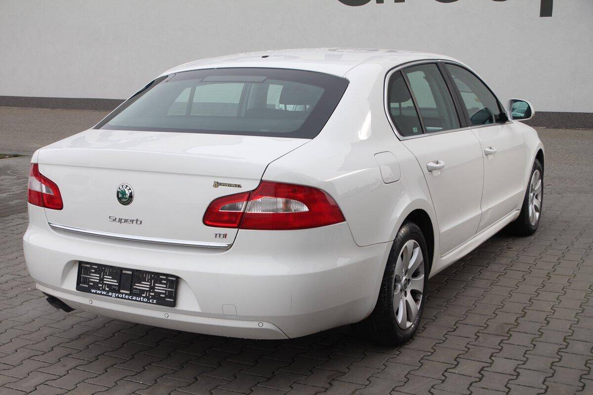 Škoda Superb