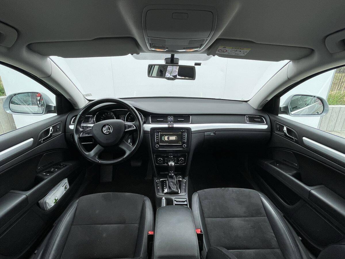 Škoda Superb DSG 4x4 2,0 CR/125 kW Elegance