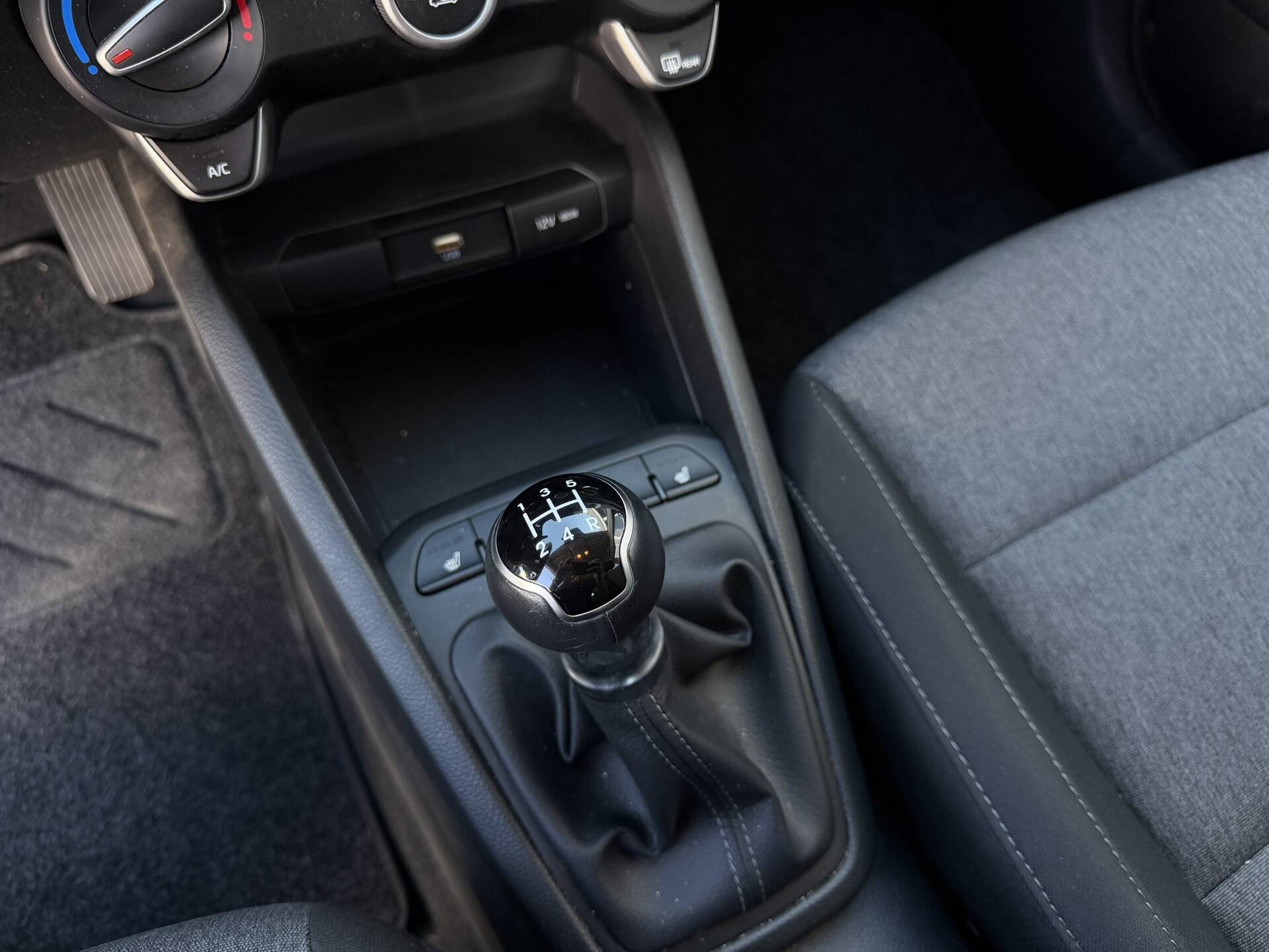 product-gallery-image