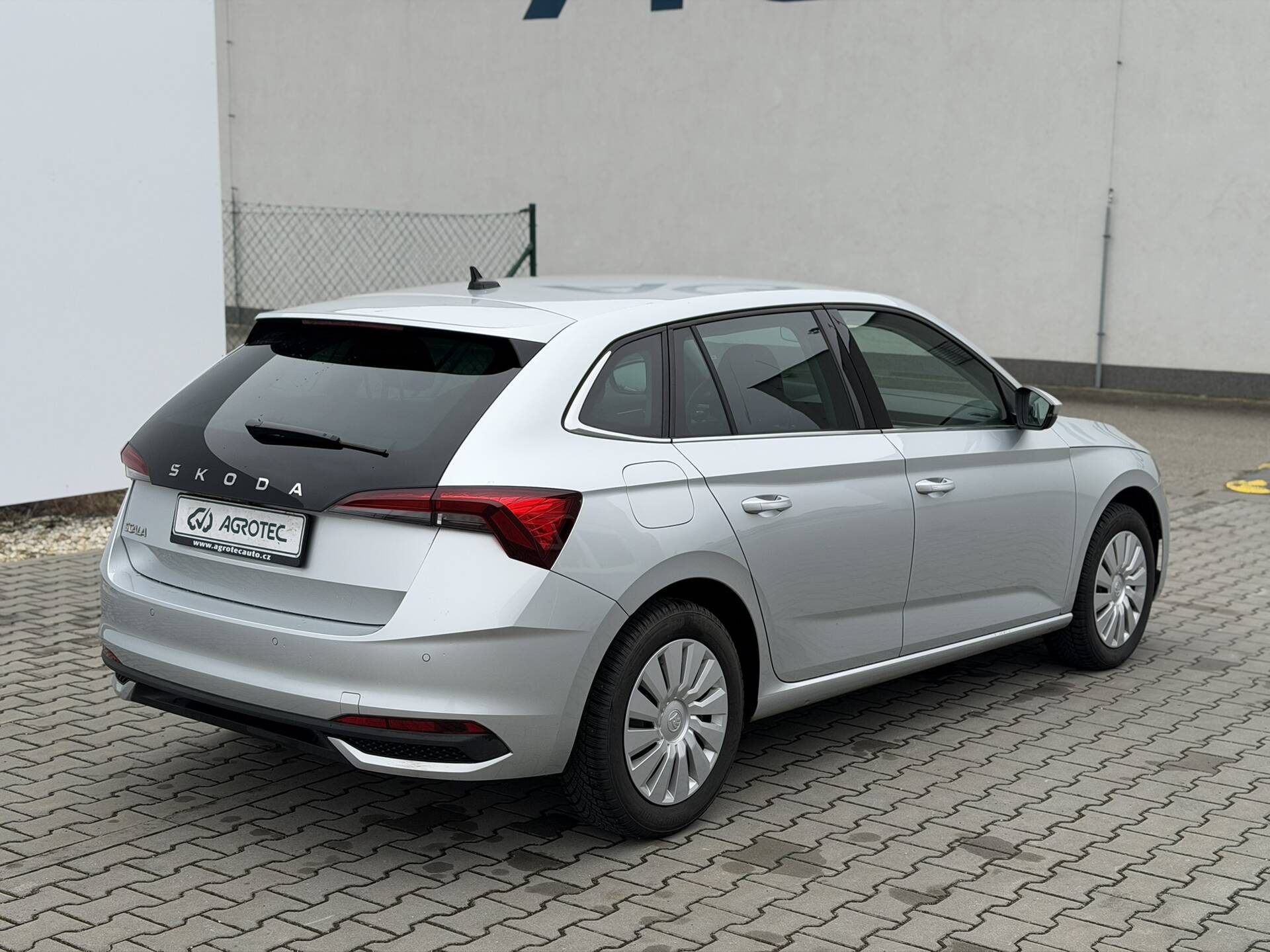 product-gallery-image