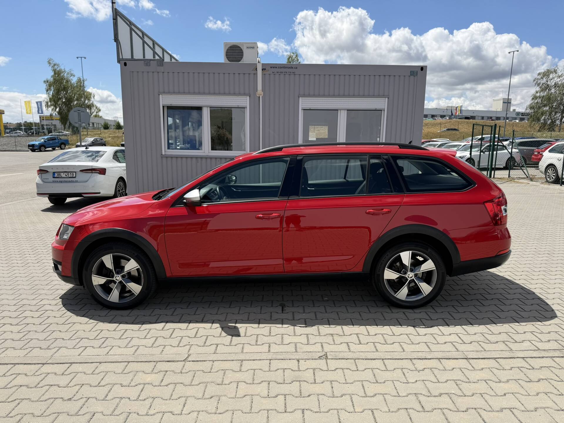 Skoda Octavia 2.0 TDI 135 kW 4x4 DSG Scout Combi
