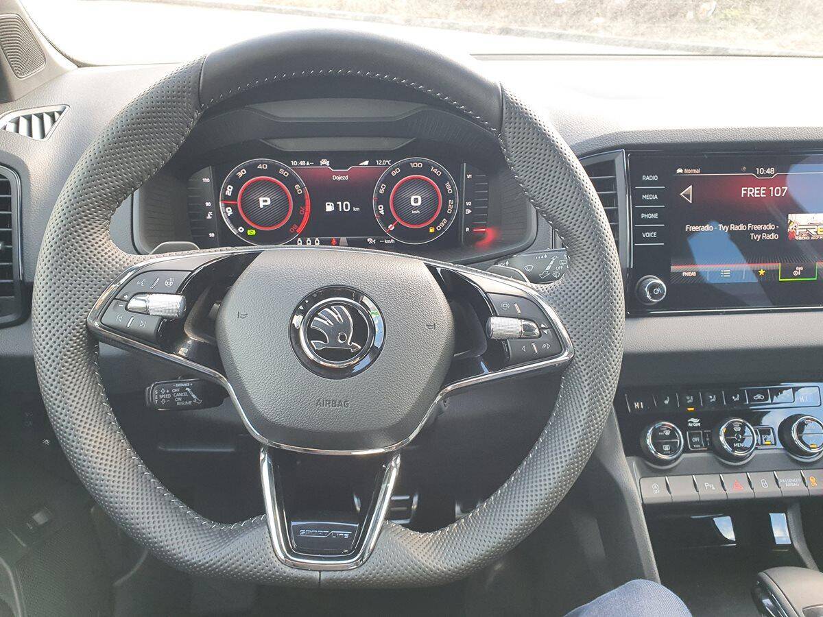 Škoda Karoq 1.5 TSI 110 kW SportLine