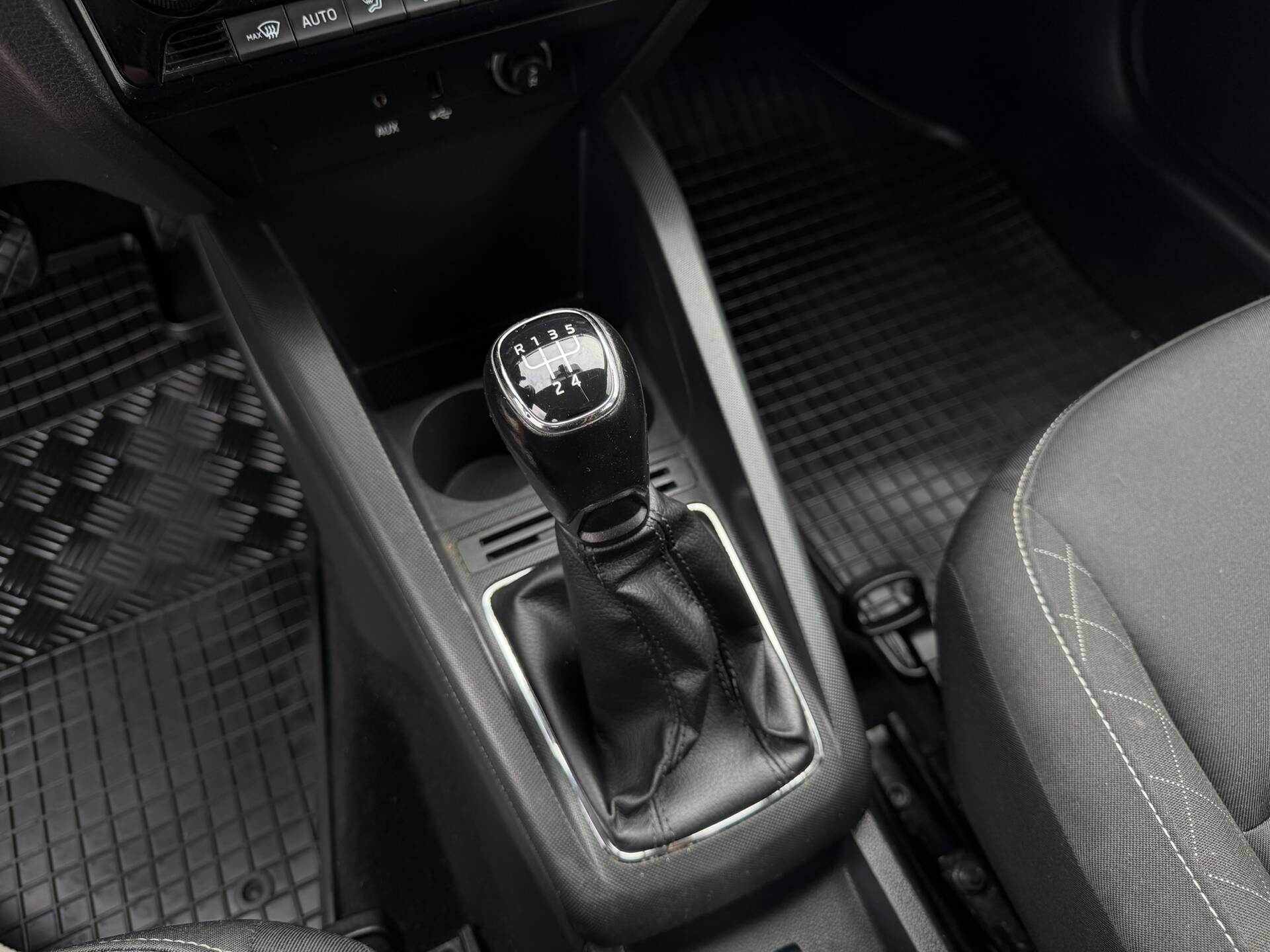 product-gallery-image