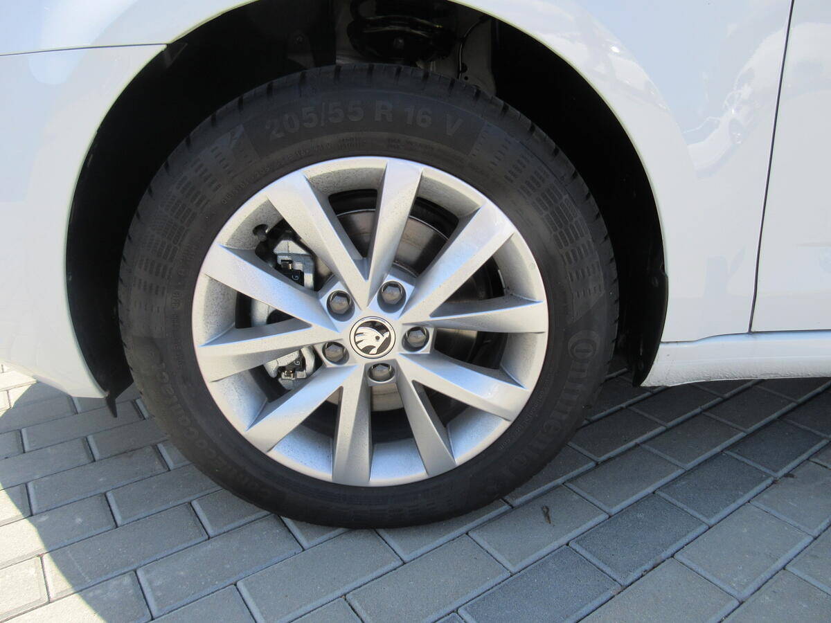 Škoda Octavia 1,5 TSI 110kW Style