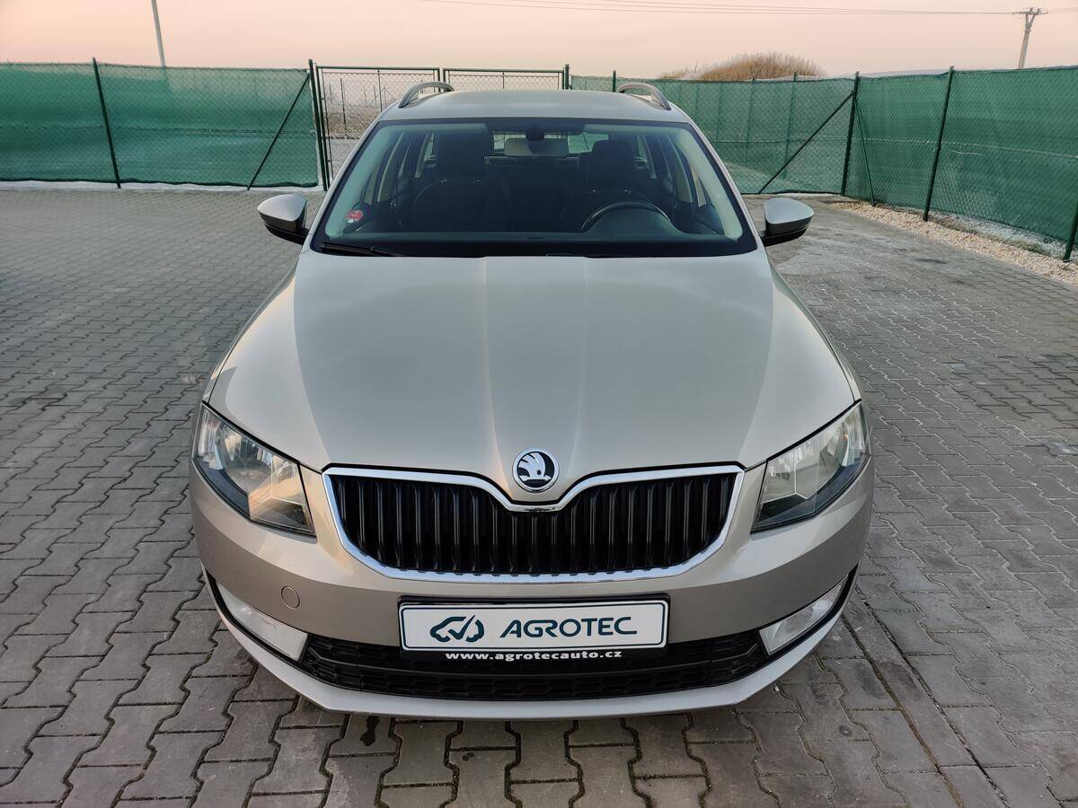 Škoda Octavia 1.6 TDI 77 kW Elegance Combi