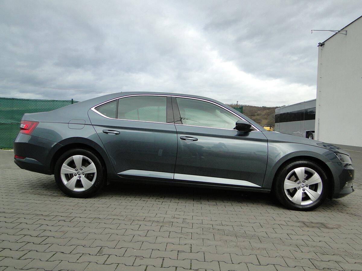 Škoda Superb 2.0 TDI 110kW AMBITION