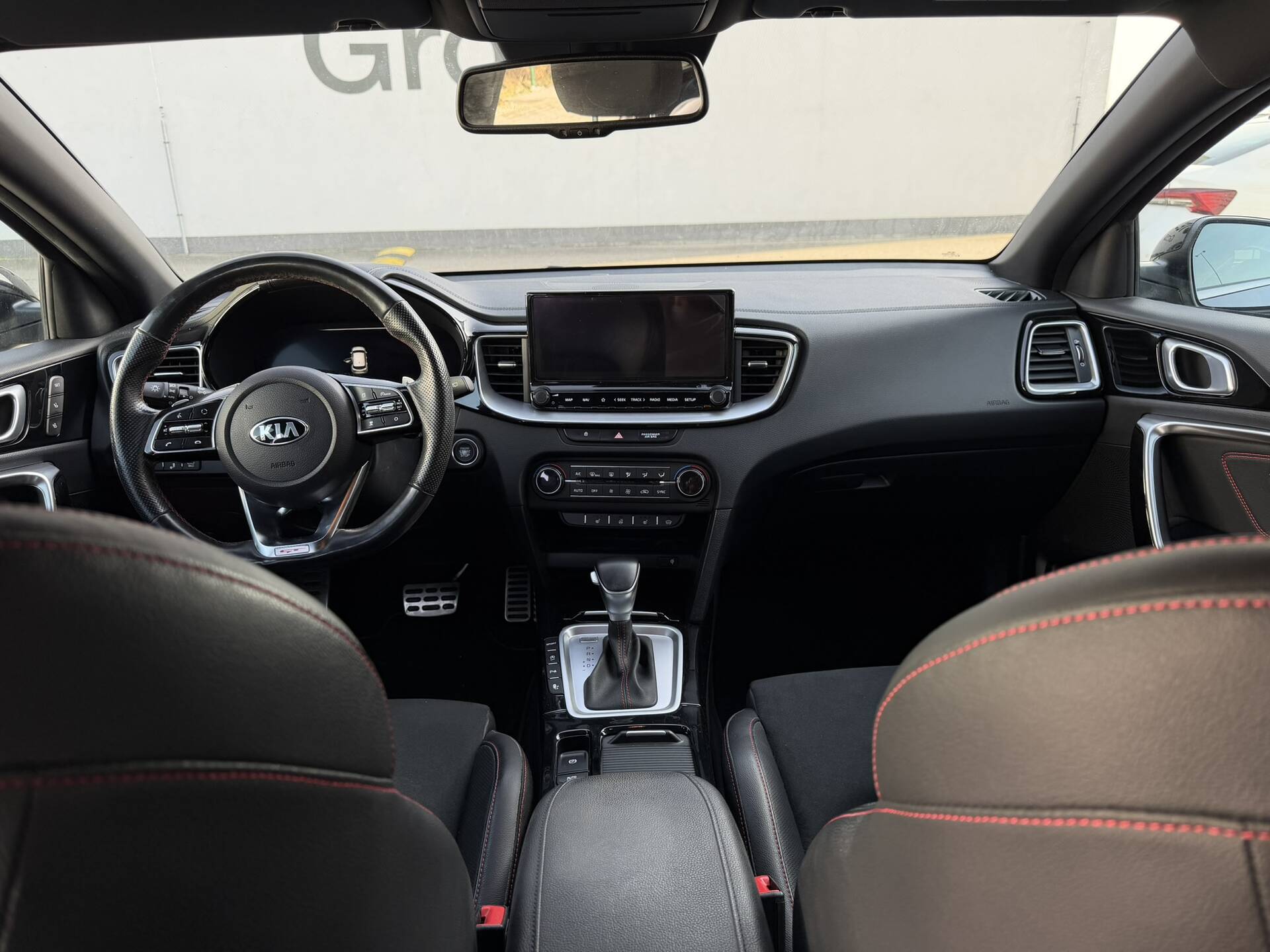 product-gallery-image