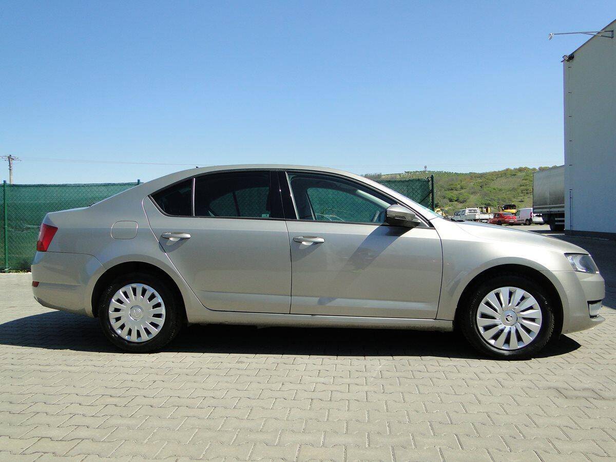 Škoda Octavia 1.4 TSI 103kW DSG AMBITION