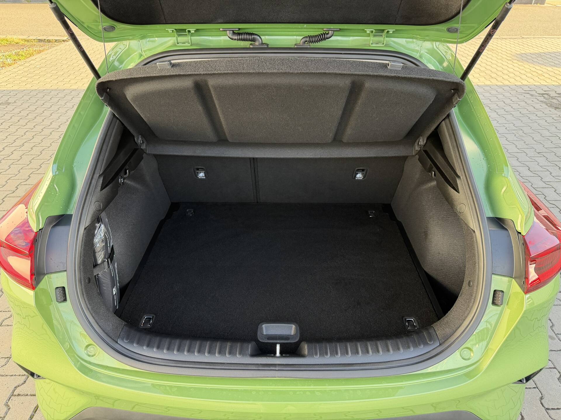 product-gallery-image