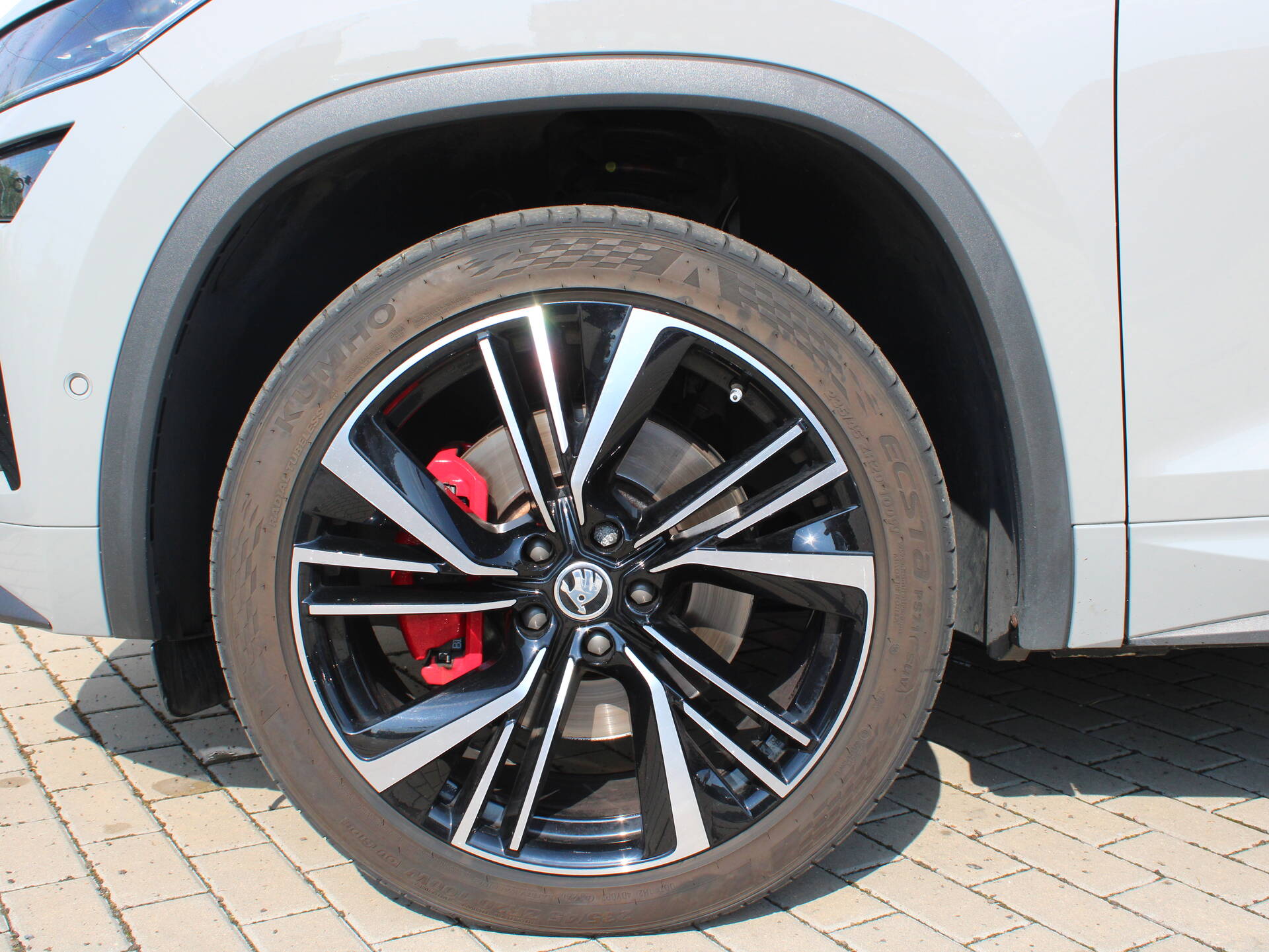 product-gallery-image