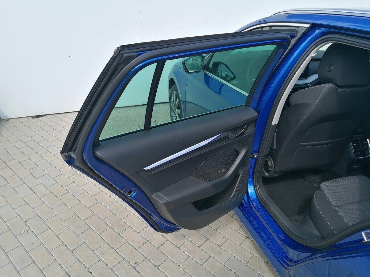 product-gallery-image