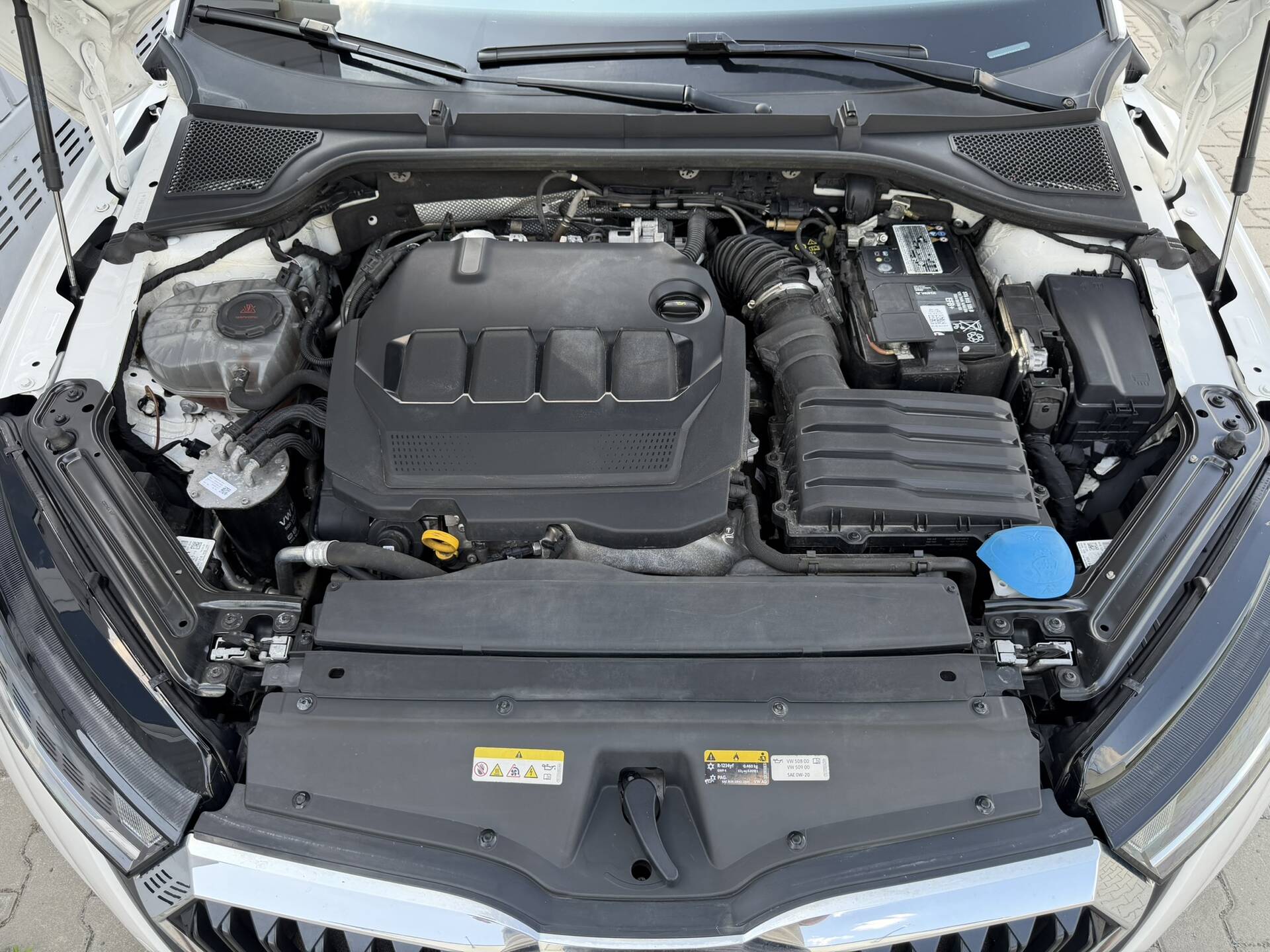 product-gallery-image