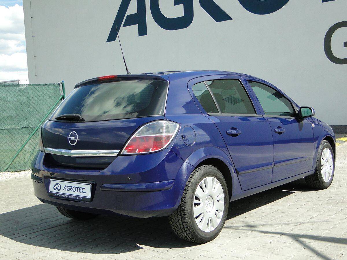 Opel Astra 1.4 16V  66kW ESSENTIA