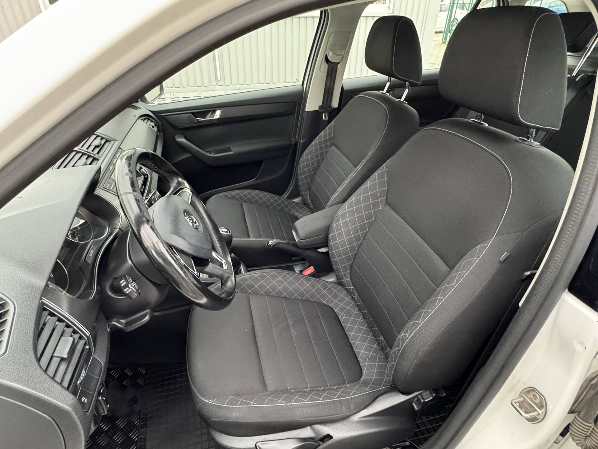 product-gallery-image