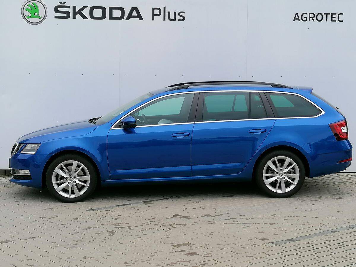 Škoda Octavia Combi DSG 2,0TSI/ 140 kW Style