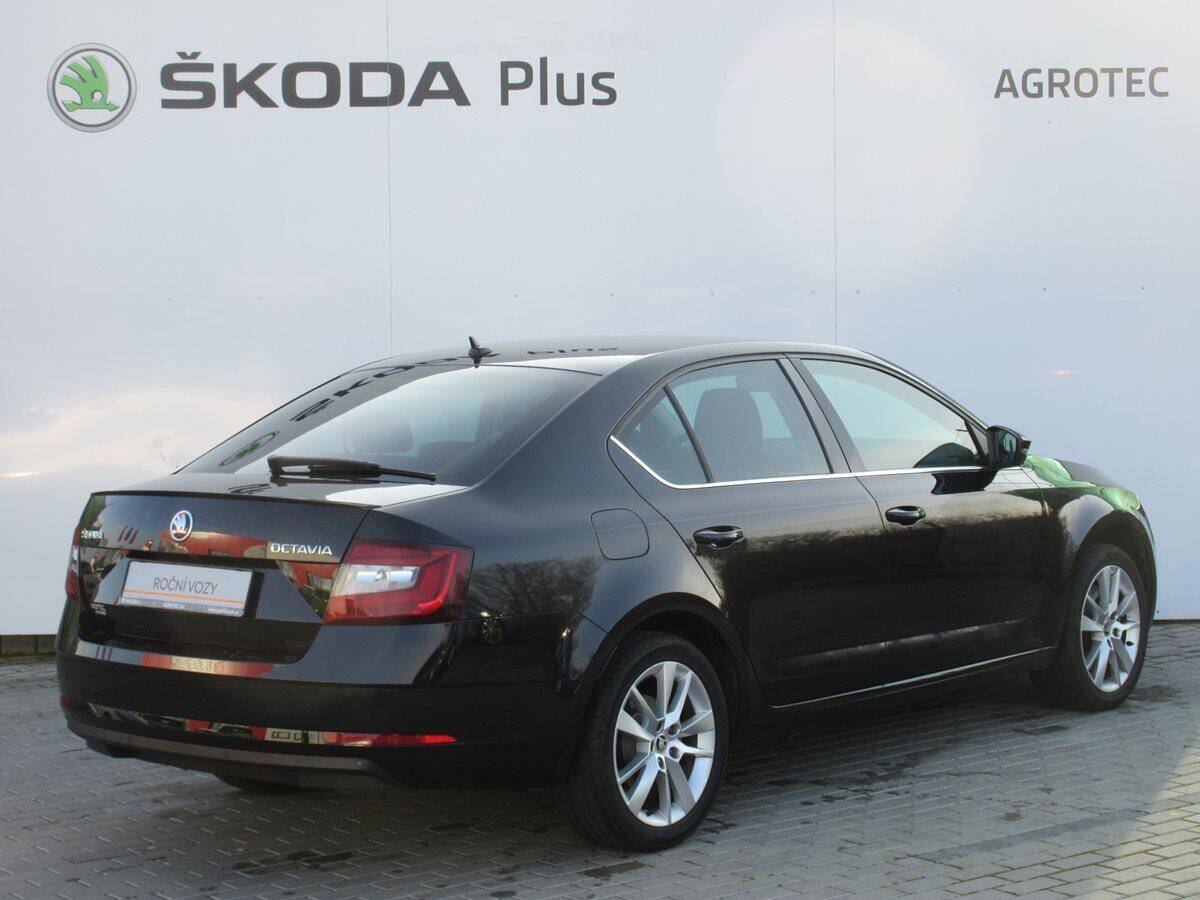 Škoda Octavia 2,0TSI 140kW DSG Style