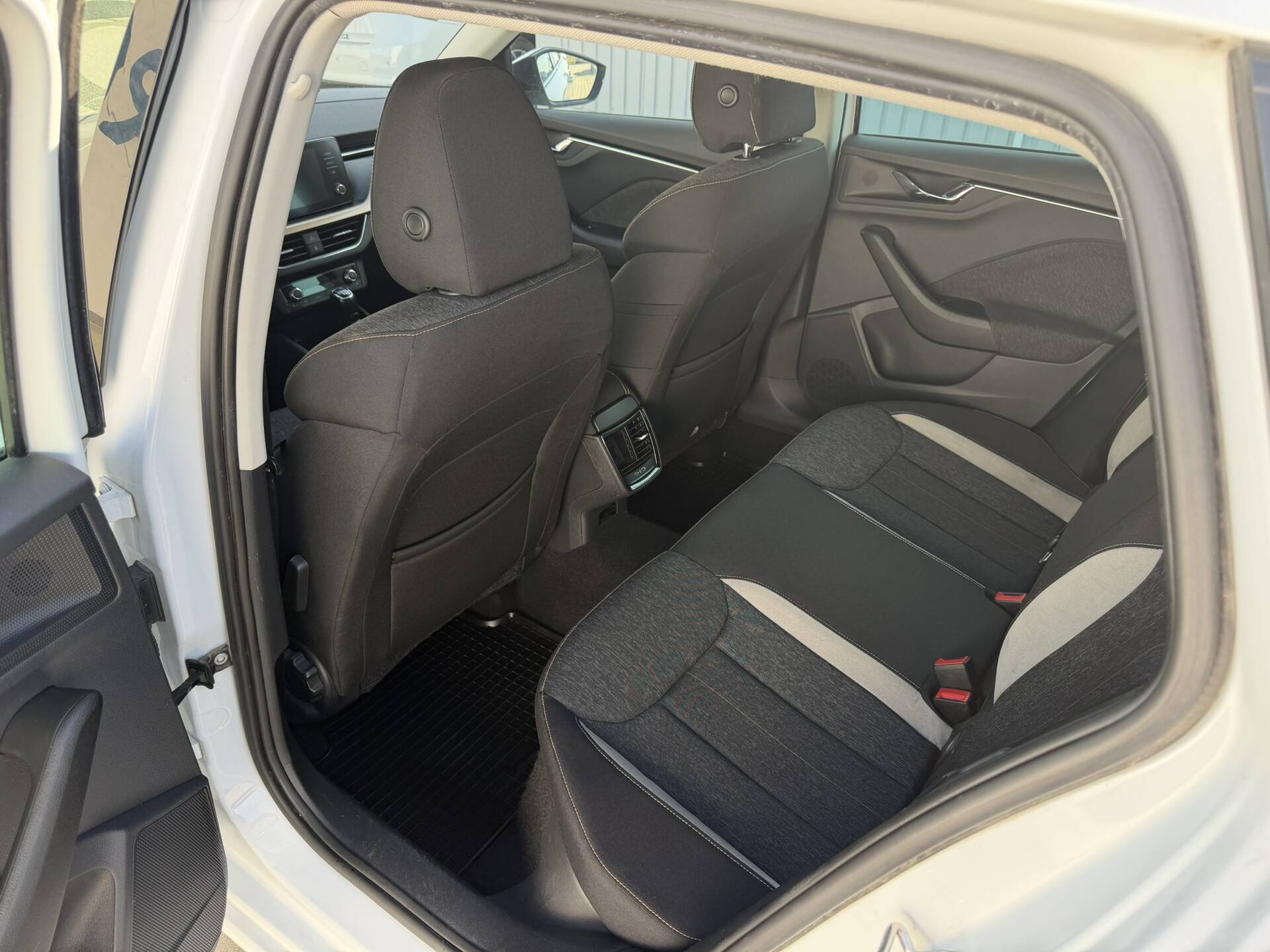 product-gallery-image