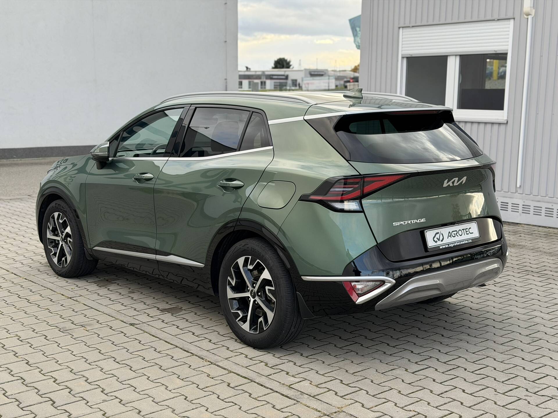 Kia Sportage 1.6 T-GDi 132kW 4x4 TOP DCT