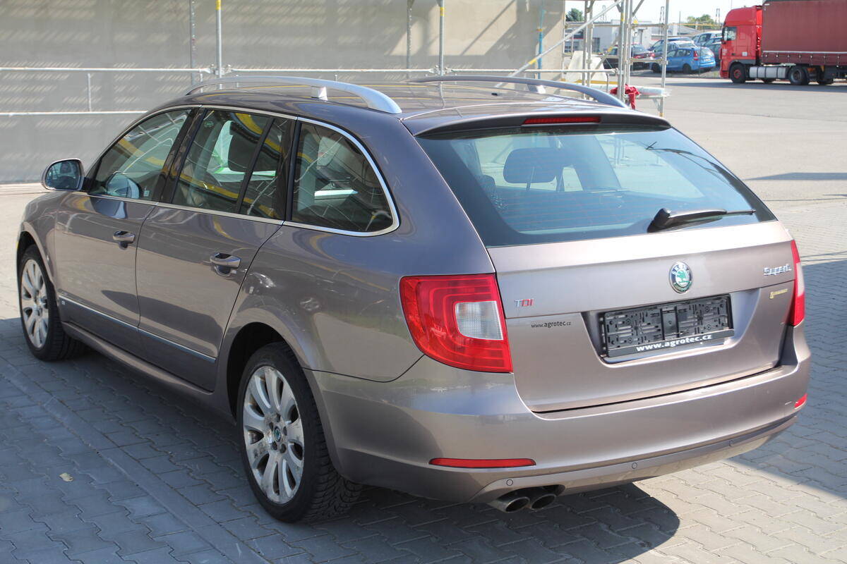 Škoda Superb