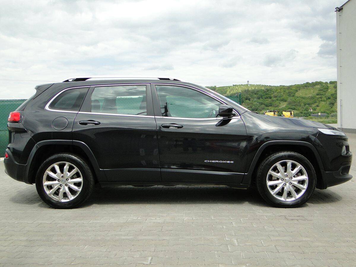 Jeep Cherokee 2.0 M-Jet 103kW LONGITUDE 4x4