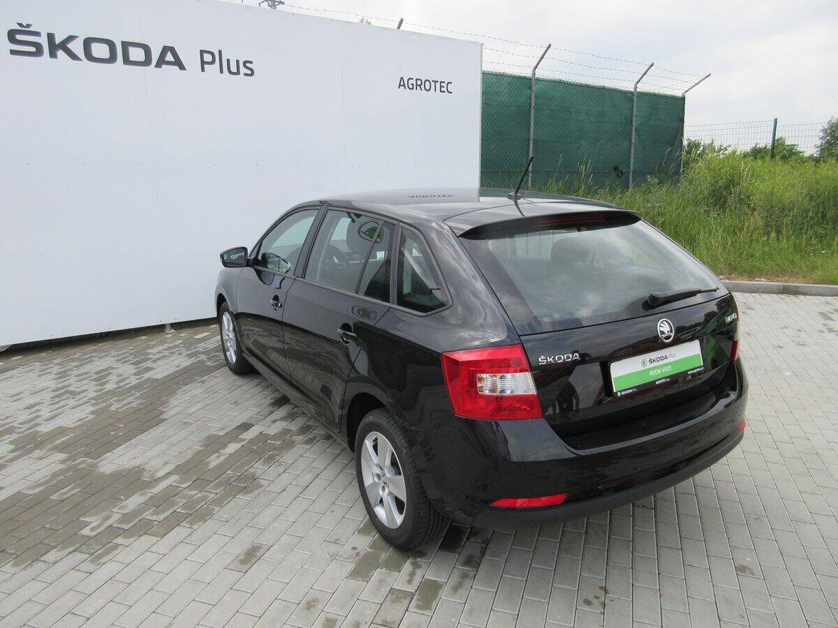 Škoda Rapid