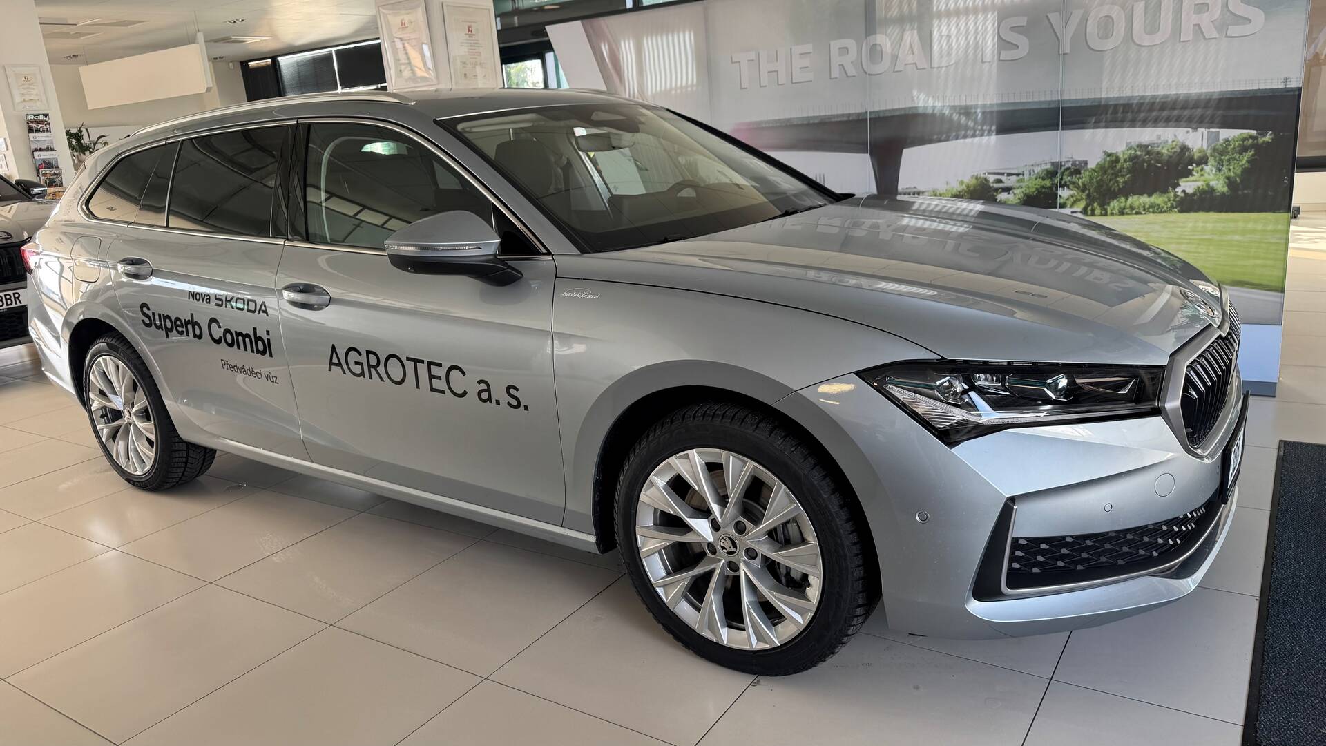 Skoda Superb Combi 2.0 TDI 142 kW L&K