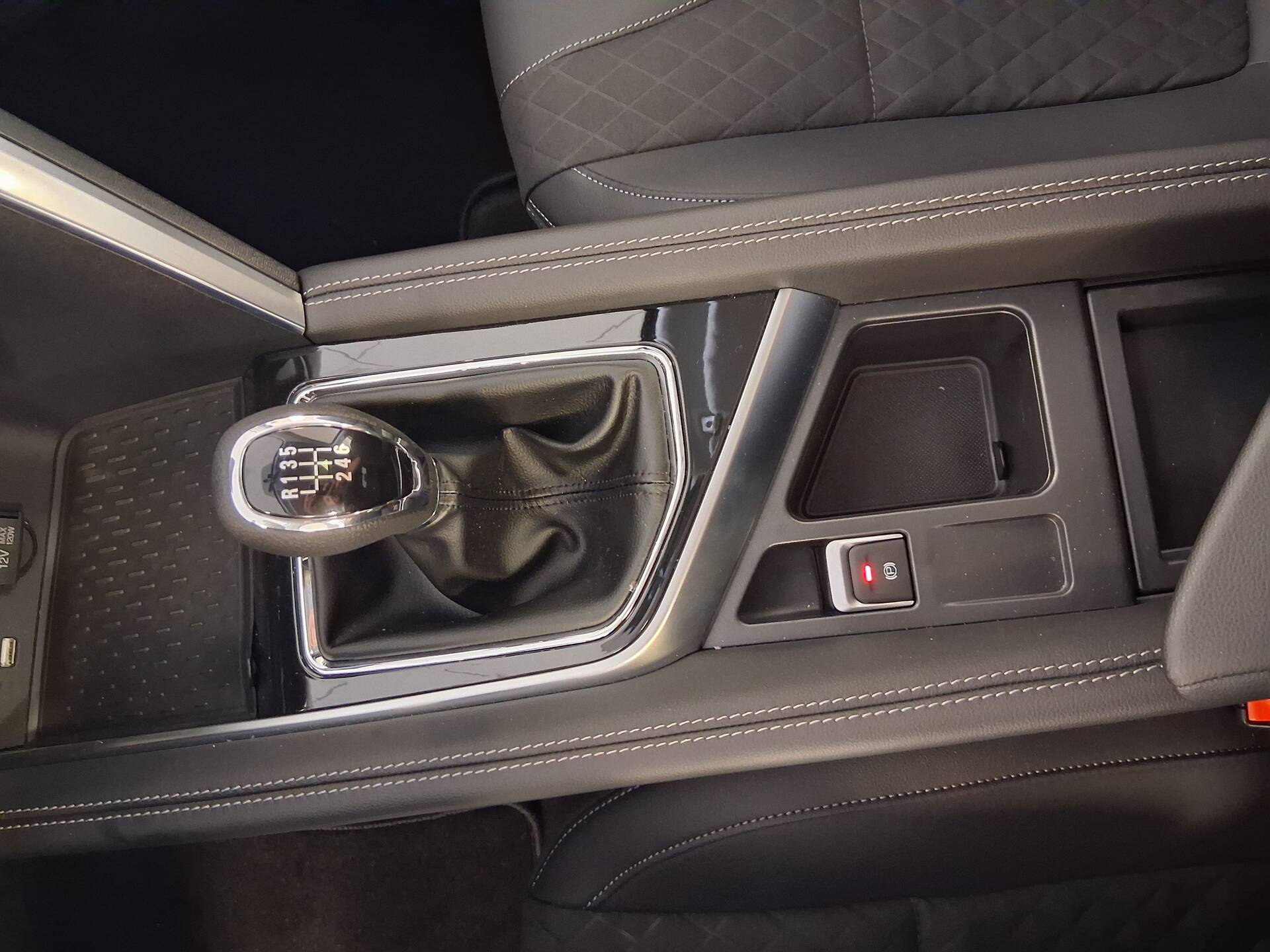 product-gallery-image