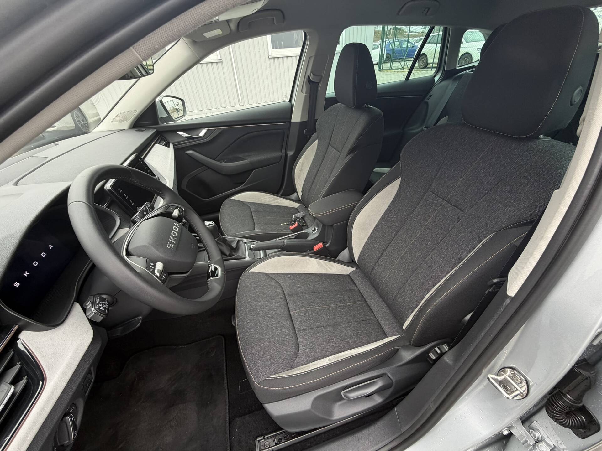 product-gallery-image