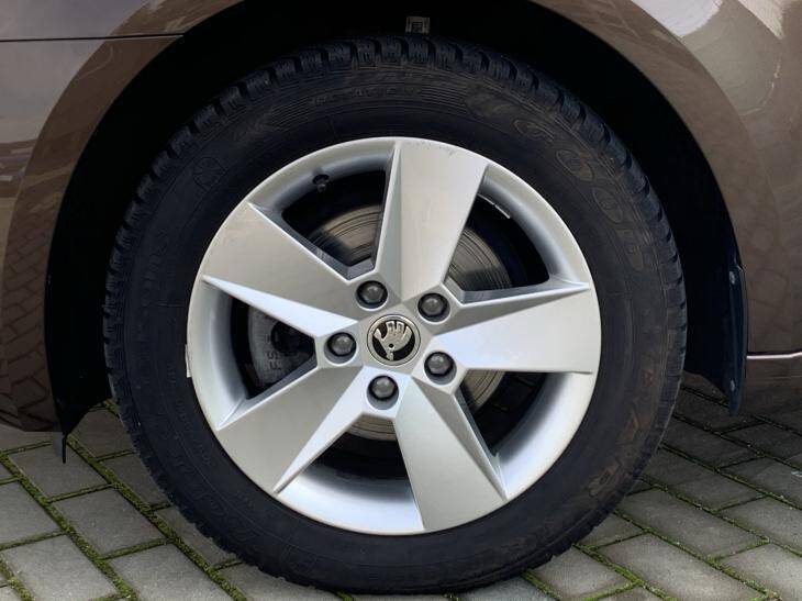 product-gallery-image