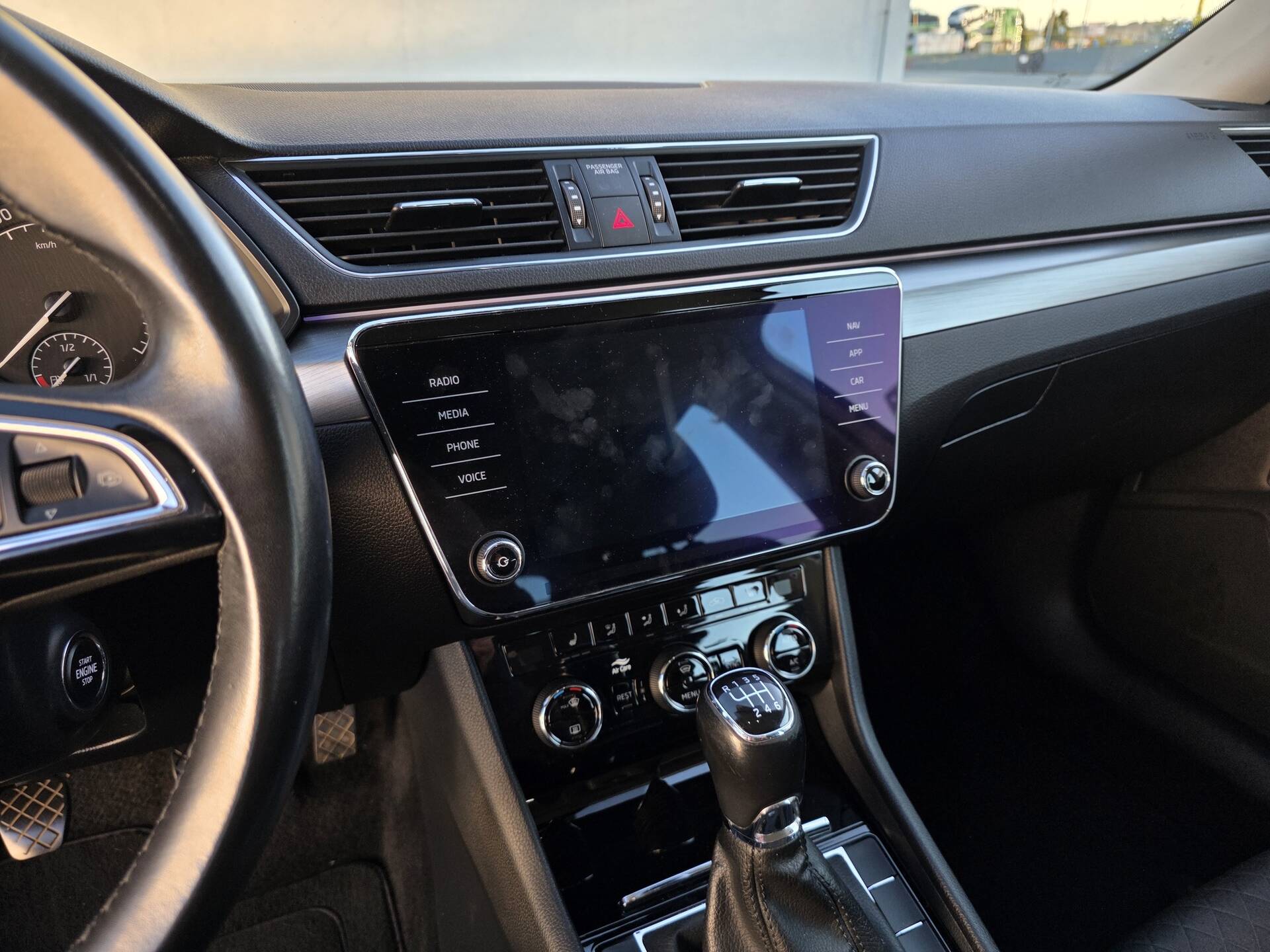 product-gallery-image