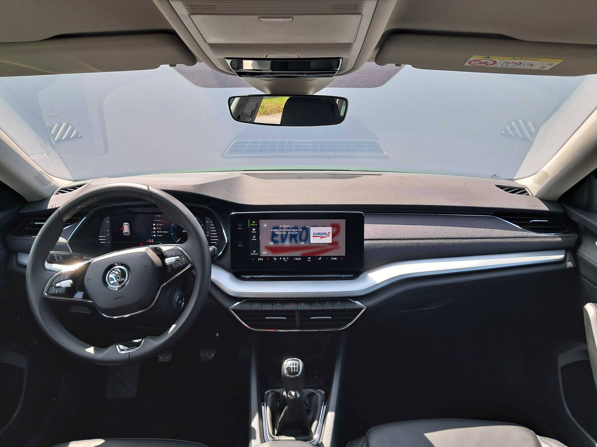 product-gallery-image