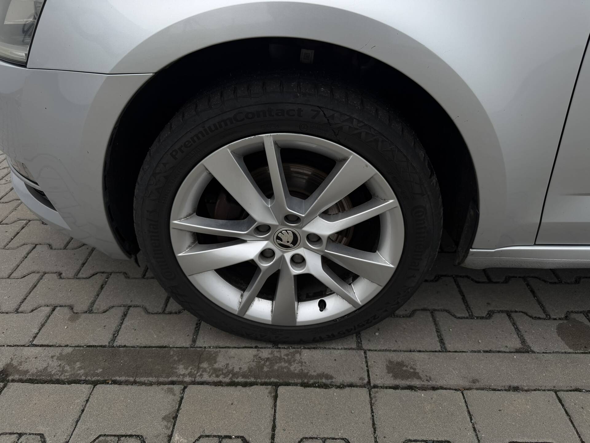 product-gallery-image