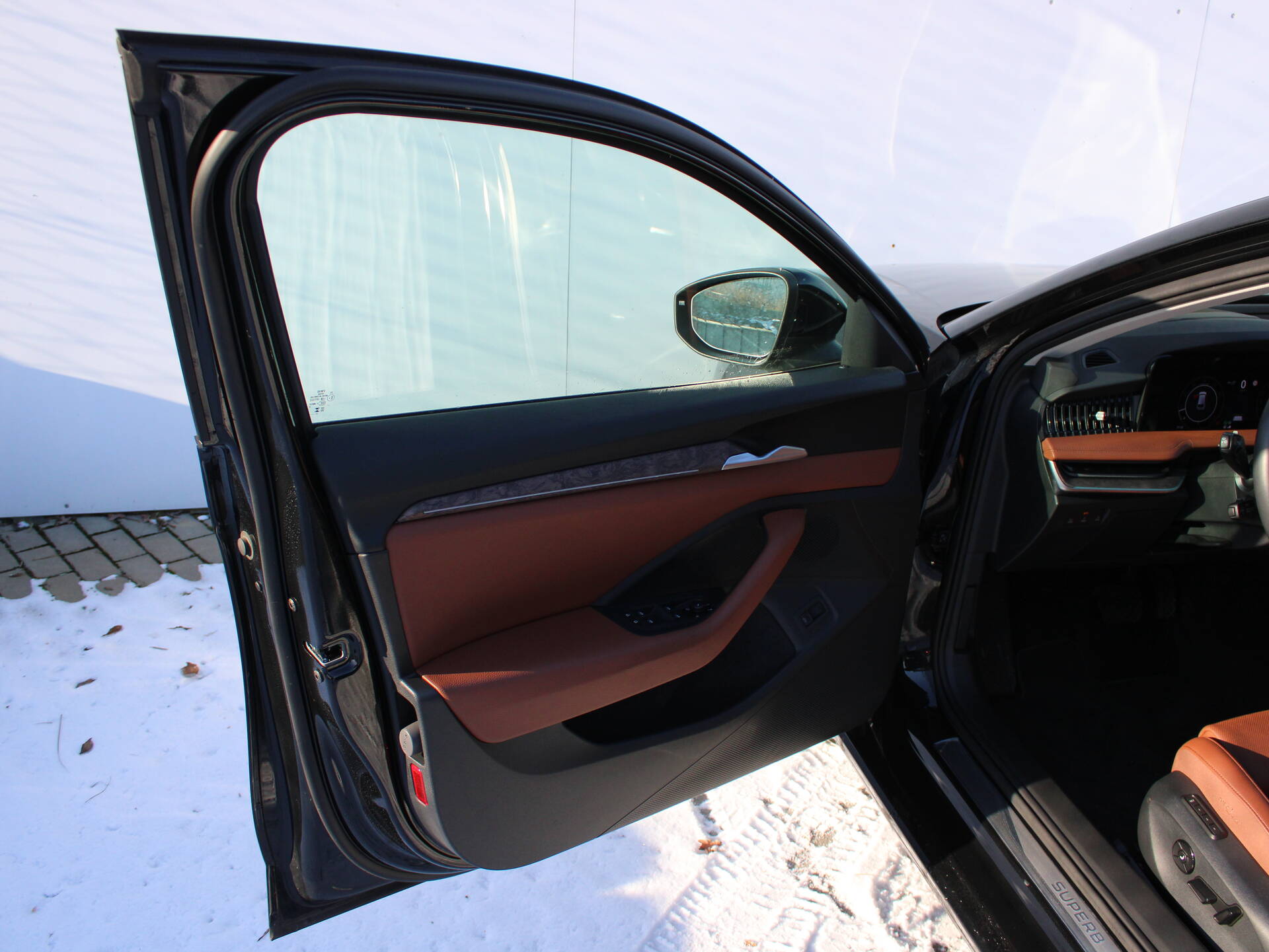 product-gallery-image