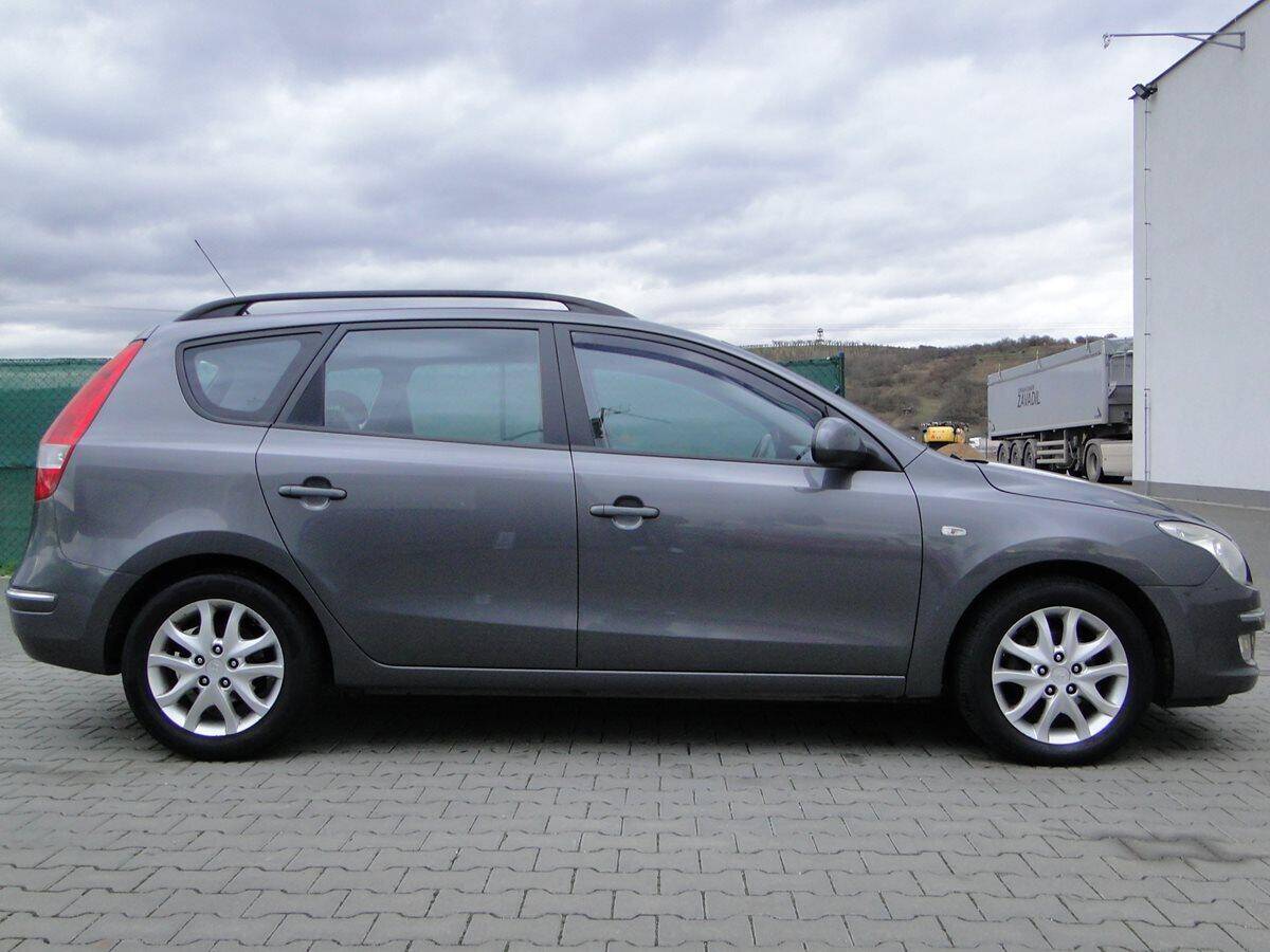 Hyundai i30 2.0 CRDI 103kW