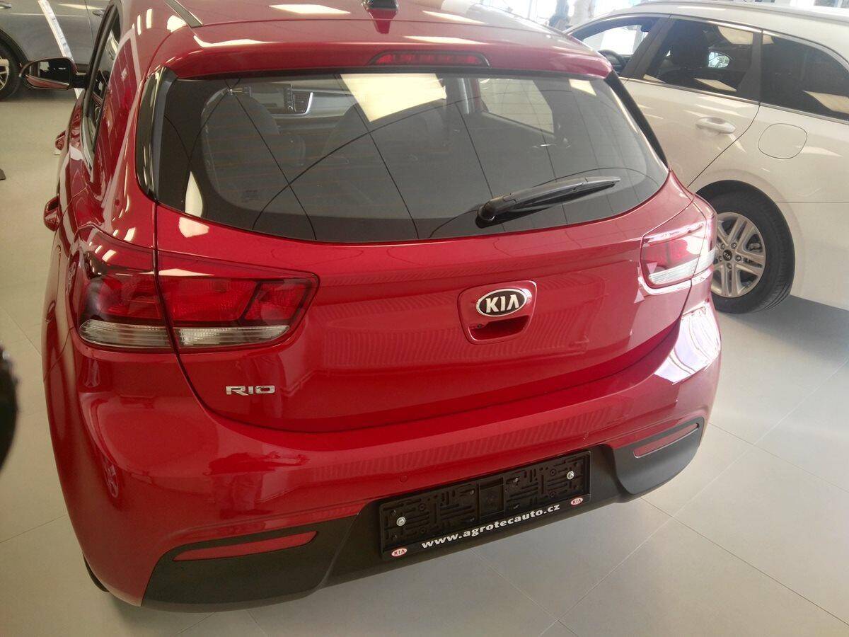 Kia Rio 1.4 CVVT 74 kW  Exclusive