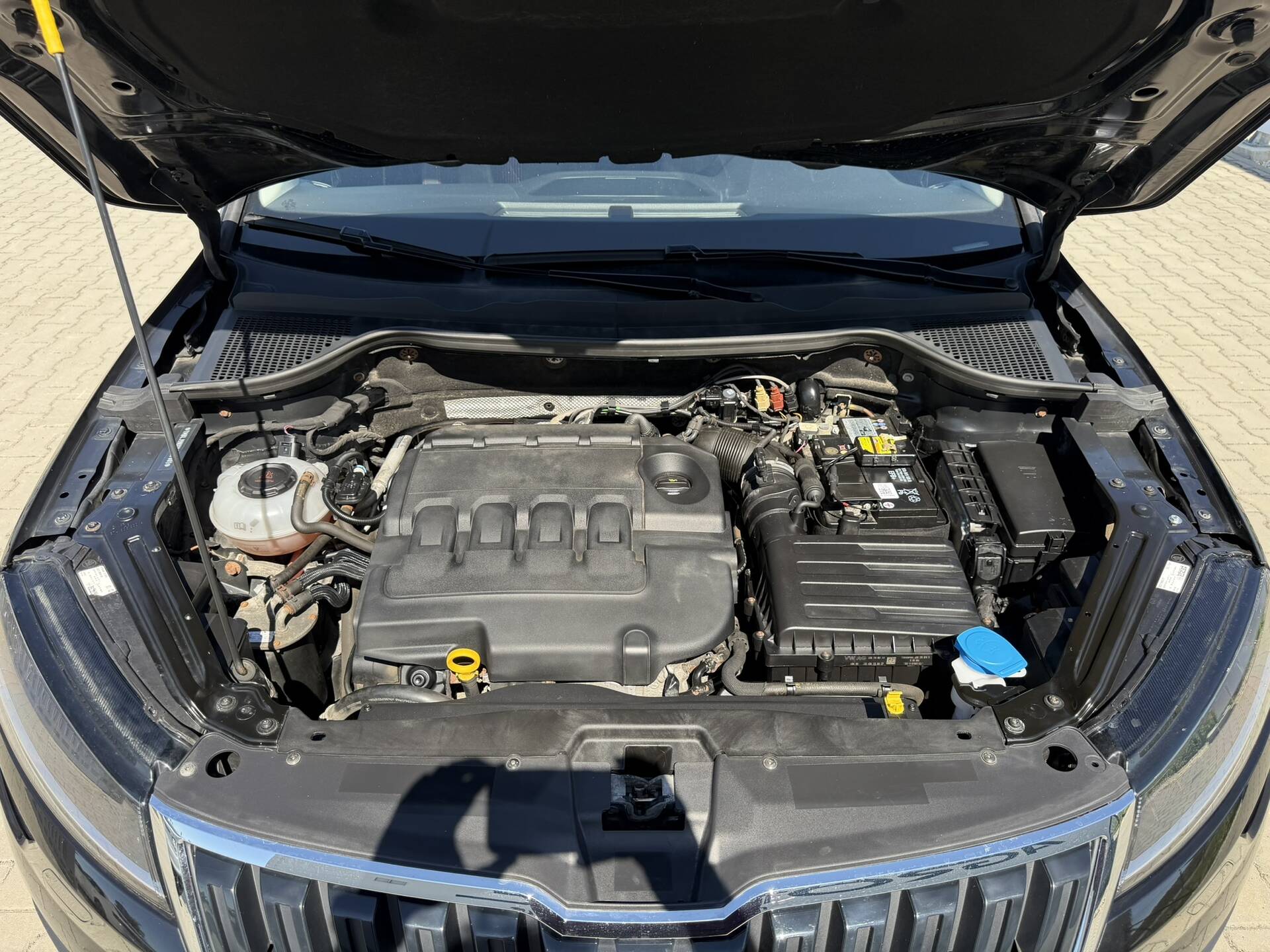 product-gallery-image