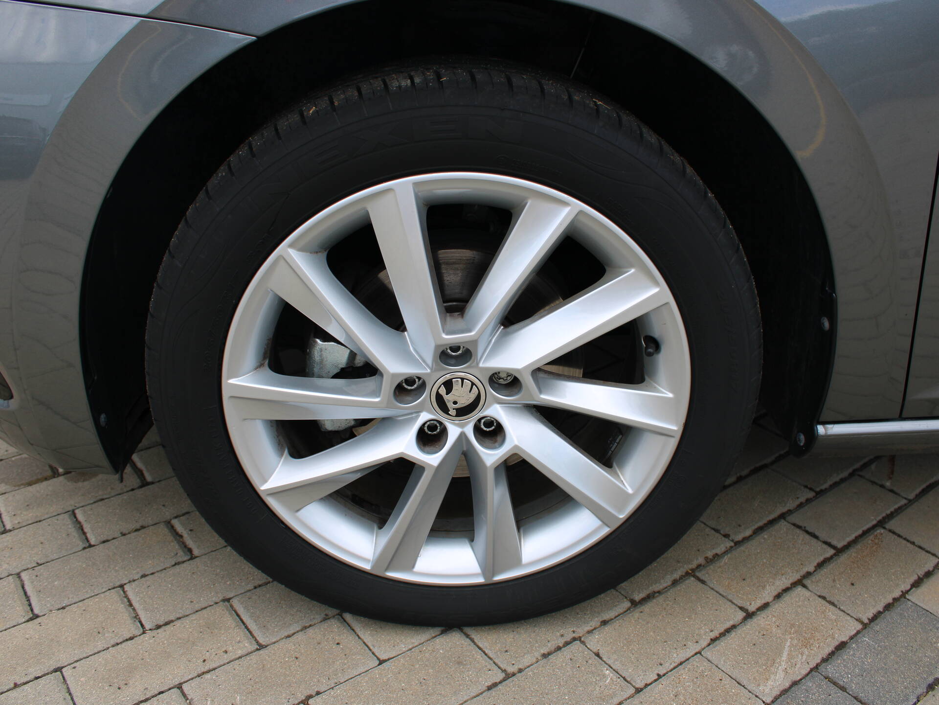 product-gallery-image